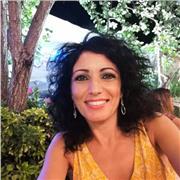 Laureata in lingue offre lezioni di inglese per bambini e ragazzi scuole elementari, medie e scuole medie e scuole superiori